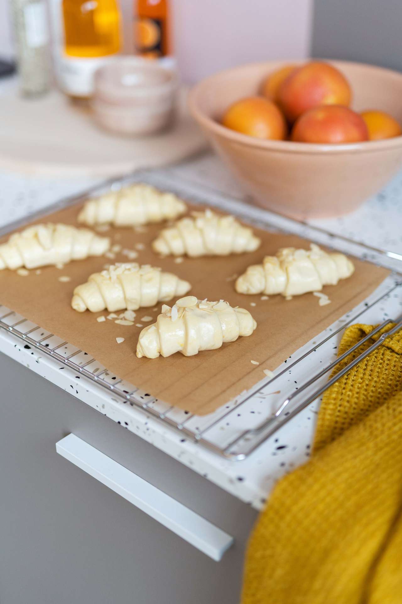 Bak makkelijke amandelcroissant voor moederdag met het recept van Loods 5