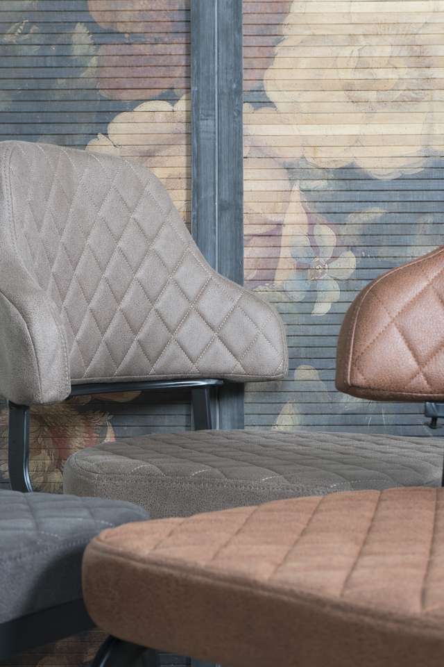 Eetkamerstoel Denzil microfiber Stoelen Loods 5 Eetkamerstoel Denzil microfiber Stoelen Loods 5