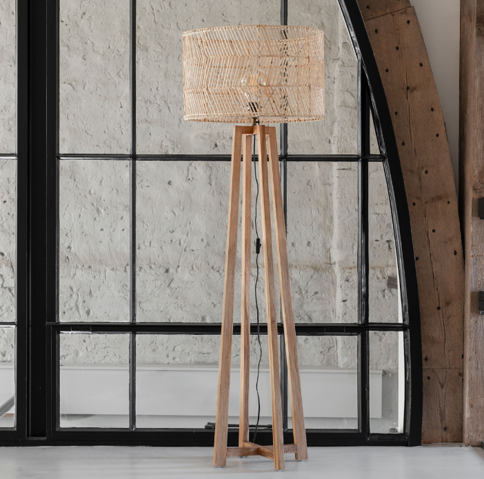 Vloerlamp online kopen? Van industrieel tot moderne vloerlampen